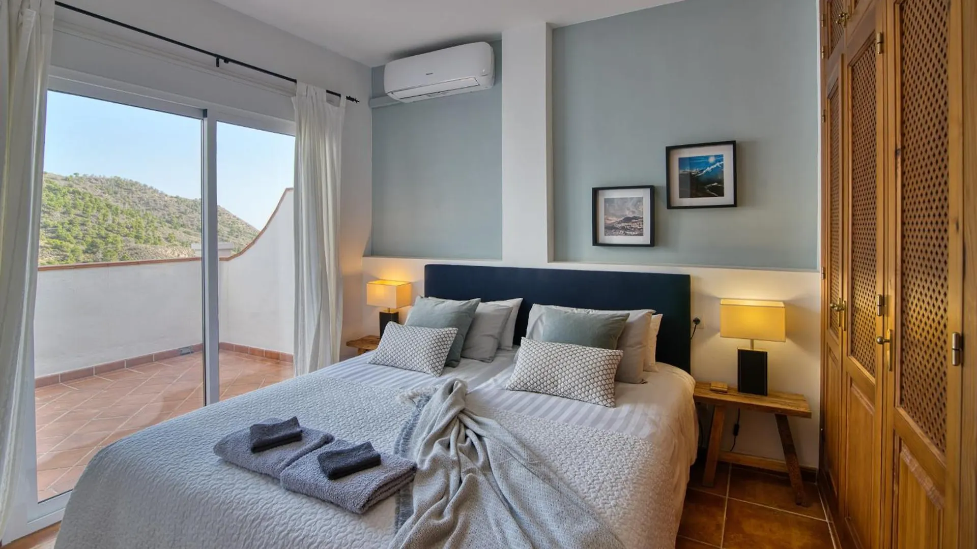 La Perla De Frigiliana Suites & Villa